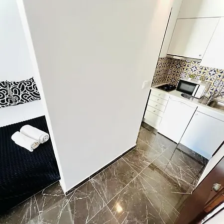 Apartmán Brand New Studio, Top Location, Next Attractions