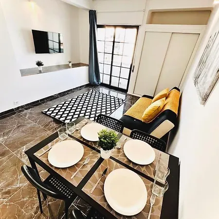 Apartmán Brand New Studio, Top Location, Next Attractions